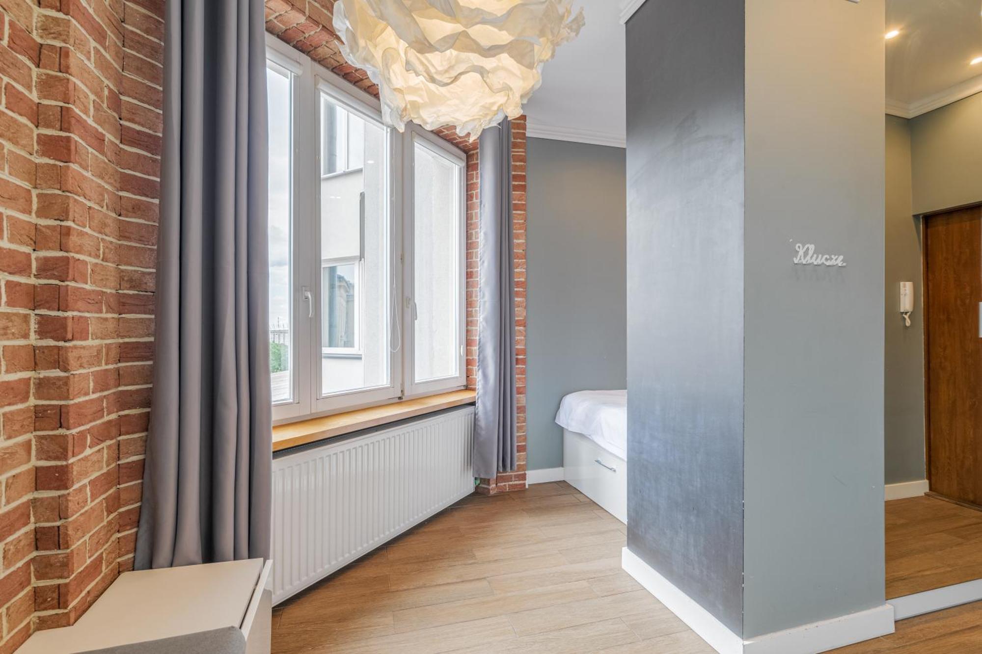 Smolna 11 By Nyx Butas Warsaw